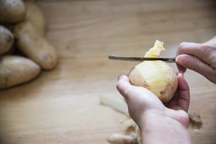 Co się stanie jak zjem surowego ziemniaka?