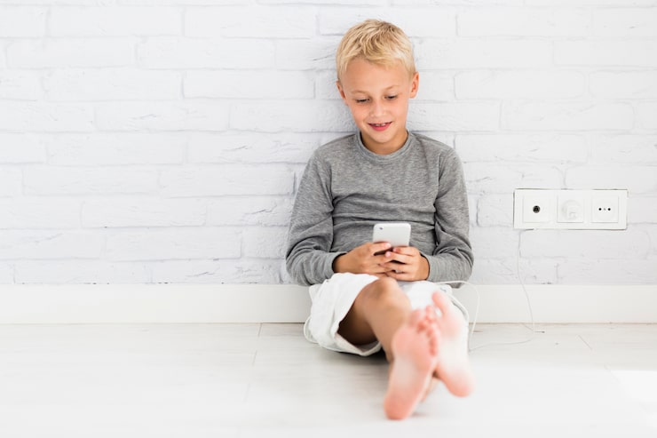 Jak nauczyć dziecko siadać na nocnik?