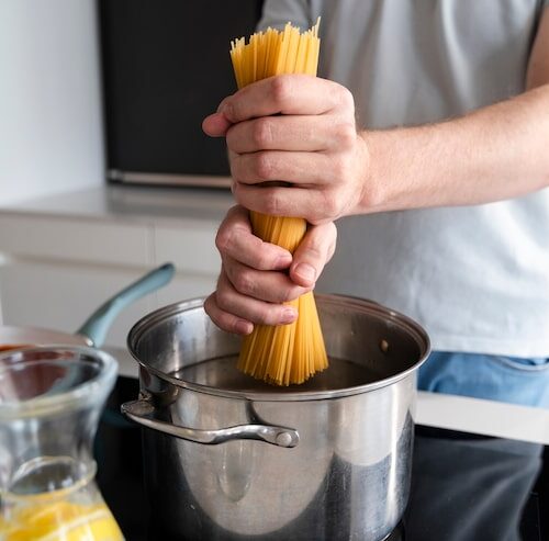 Jak przyprawić sos do spaghetti