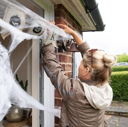 Jak się pozbyć pcheł z domu? Skuteczne metody zwalczania pcheł