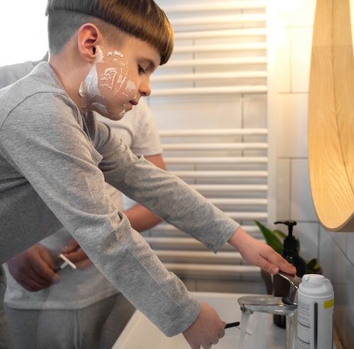 Jak spuścić wodę z kaloryferów? Instrukcja krok po kroku jak prawidłowo spuścić wodę z instalacji grzewczej
